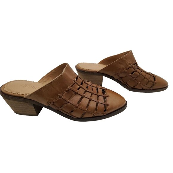 crevo womens "lavender" leatherslide on 2" heel sandals. - Picture 1 of 6